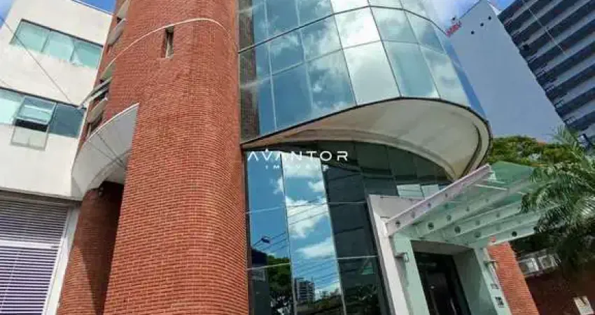 Sala Comercial De 88 m², Composta por 3 Salas, Recepção, Copa e 2 Banheiros, No