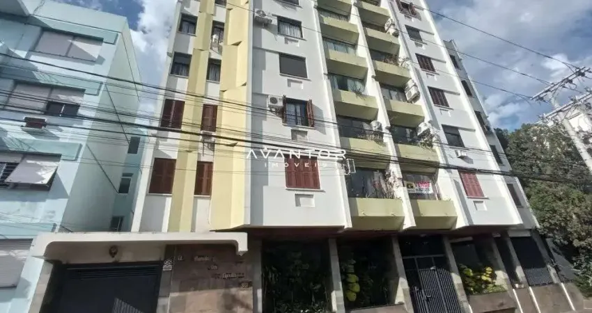Apartamento Central De 3 Dormitórios, Sala 2 Ambientes com Lareira, Banheiro Soc