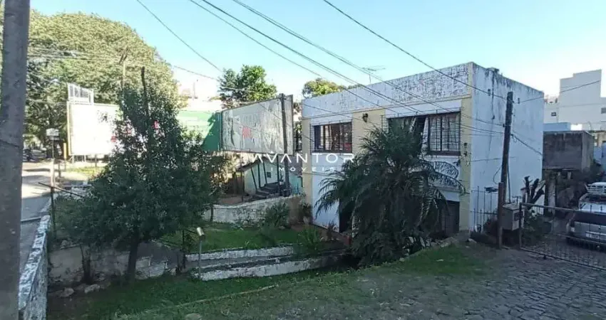 Terreno Residencial e Comercial De 320 m² Na Avenida Medianeira.