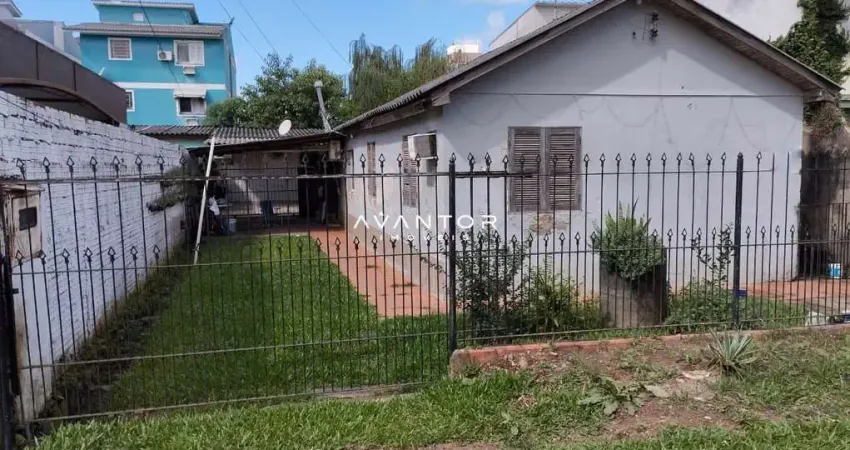 Casa Em Camobi De 4 Dormitórios, Sala de Estar, 2 Banheiros, Cozinha, Área de Se