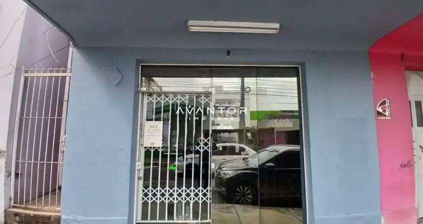 Loja/Sala Comercial Ampla Central Composta Por 6 Salas e 3 Banheiros.