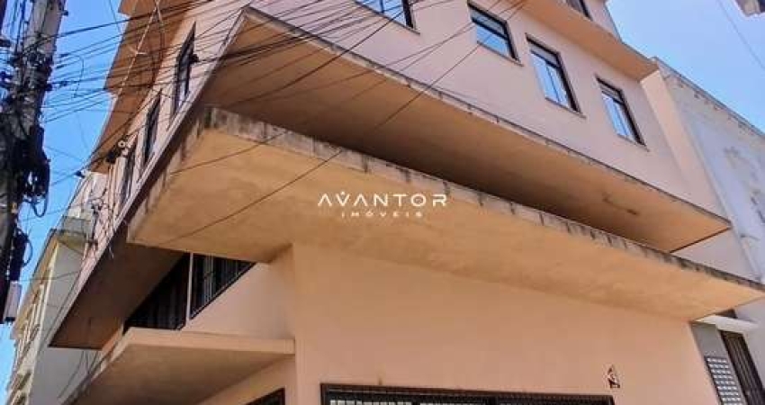Loja Comercial Ampla De 268 m², Composta por Sobreloja, 2 salas e 2 Banheiros No