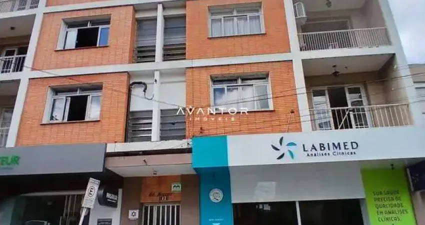 Apartamento Amplo Central De 4 Dormitórios, Sala De Estar, 2 Banheiros, Cozinha,