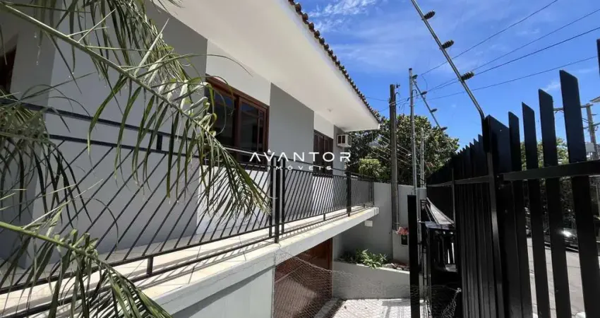 Casa com 3 quartos à venda na Rua Otávio Silvestre de Oliveira, 345, Nossa Senhora do Rosário, Santa Maria