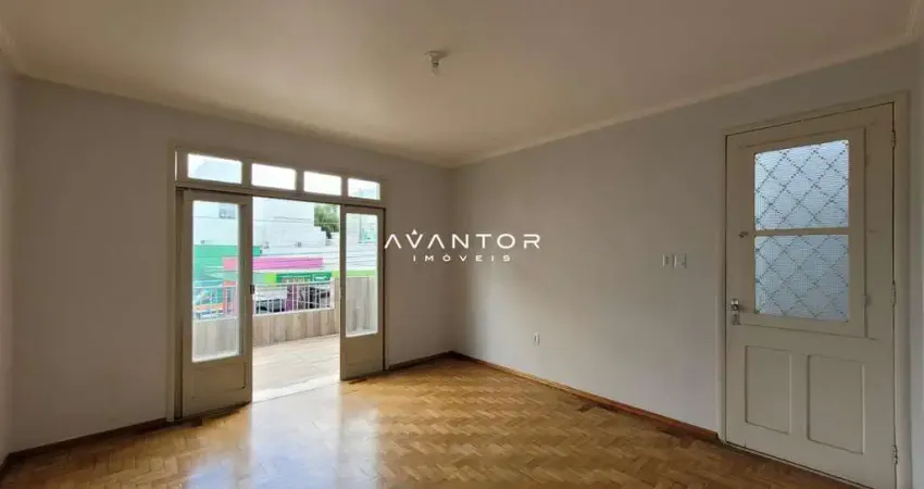 Apartamento 4 Dormitórios, Sala de Estar, Cozinha, Dependência de Empregada, Sac