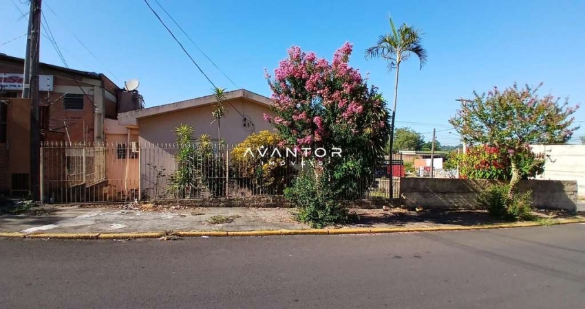 Amplo Terreno Comercial De 900 m² Em Principal Avenida De Santa Maria.