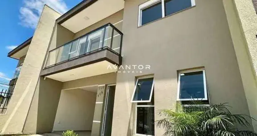 Casa de 03 dormitórios ,sendo 01 com suíte 02 vagas de garagem