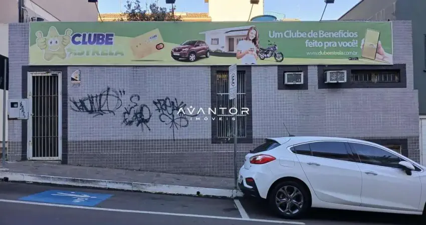 Ponto Comercial De 105 m² No Centro Composto Por 4 Salas, Banheiro e Recepção.