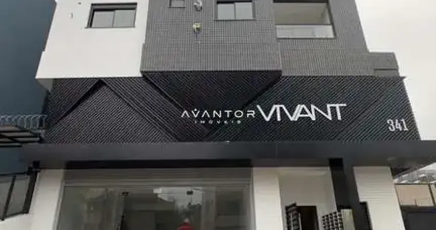 Apartamento com 2 dormitórios e box  garagem no centro de Santa Maria-RS