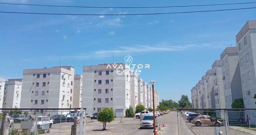 Apartamento De 2 Dormitórios, Sala De Estar, Banheiro Social, Cozinha, Área De S