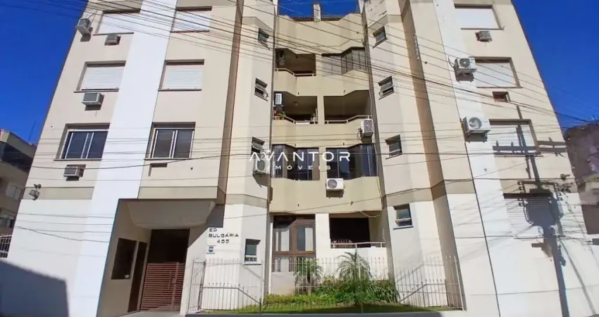 Apartamento central de 2 dormitórios, sala 2 ambientes, banheiro social, cozinha