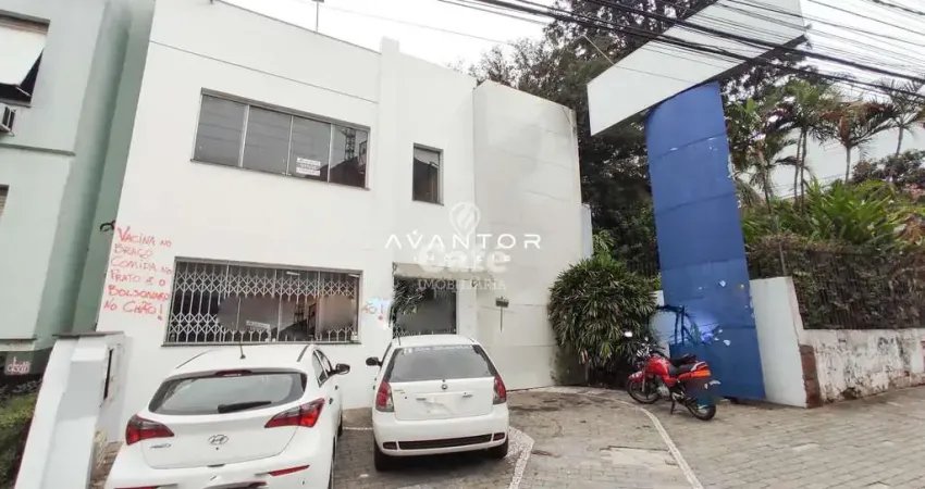 Amplo prédio comercial no centro com várias salas internas - santa maria/rs