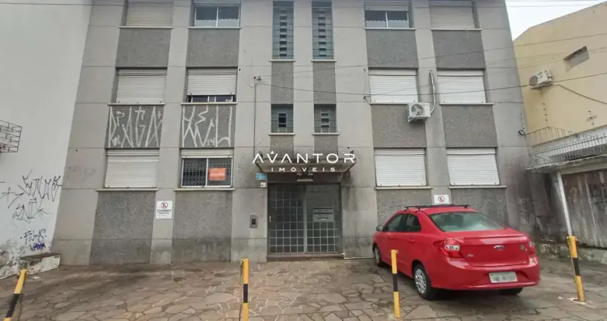 Apartamento central de 1 dormitório, sala de estar, cozinha, terraço amplo e est