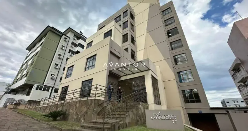 Sala comercial com garagem, próxima ao fórum de santa maria/rs.