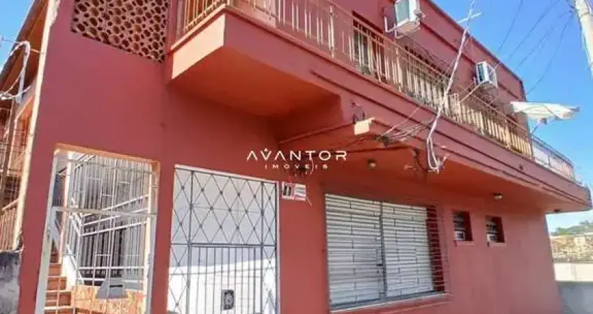 Apartamento térreo de 2 dormitórios, suíte, sala 2 ambientes, banheiro social, (