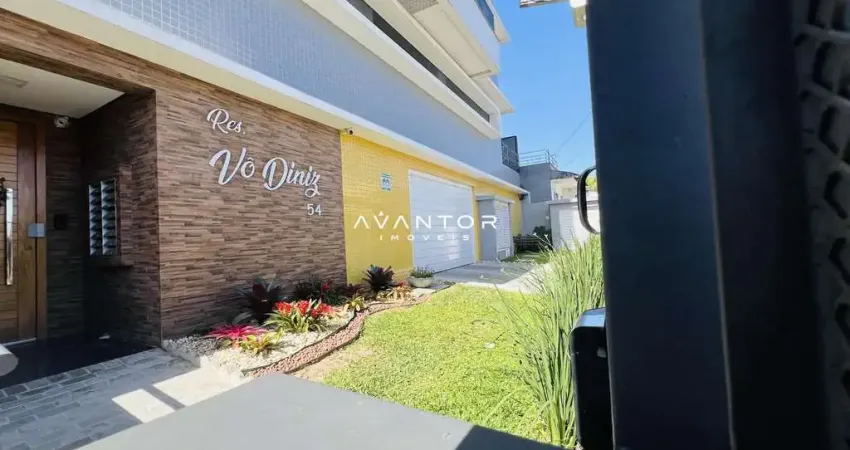 Apartamento de  3 dormitórios, sendo 1 suíte com sacada no bairro presidente joã