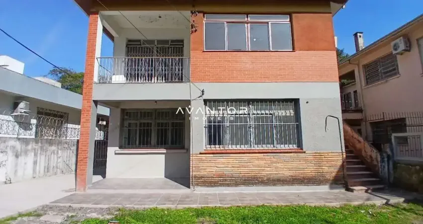 Apartamento De 3 Dormitórios, Sala 2 Ambientes, 2 Banheiros, Cozinha, Área De Se