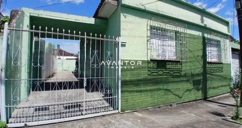 Casa Ampla De 4 Dormitórios, Sala 2 Ambientes, 2 Banheiros, Cozinha, Área De Ser