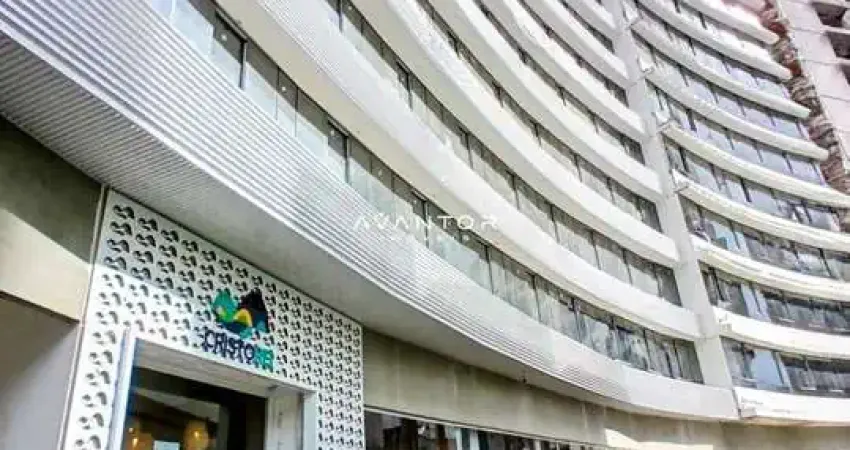 Apartamento de 2 dormitórios com garagem no Cristo Rei em Santa Maria.