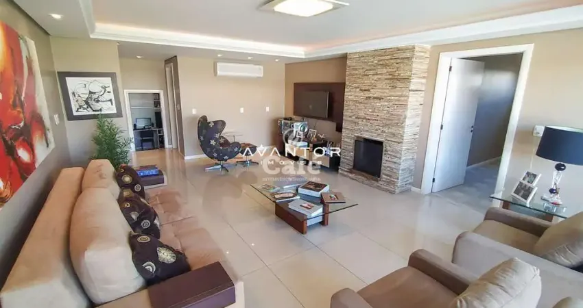 Casa possui 356,07 m² útil, com 4 amplos dormitórios, 2 Suítes sendo 2 master, p