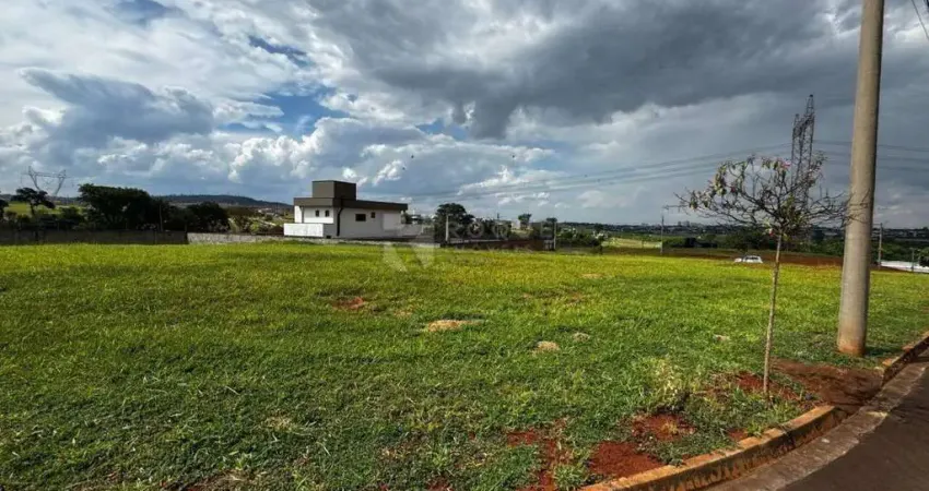 Terreno em condomínio à venda no bairro Residencial Florisa