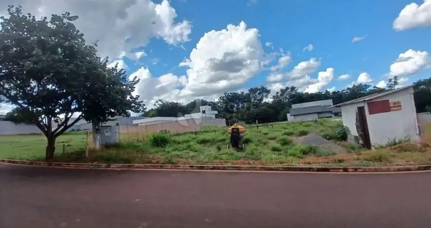 Terreno em condomínio à venda no bairro Residencial Florisa