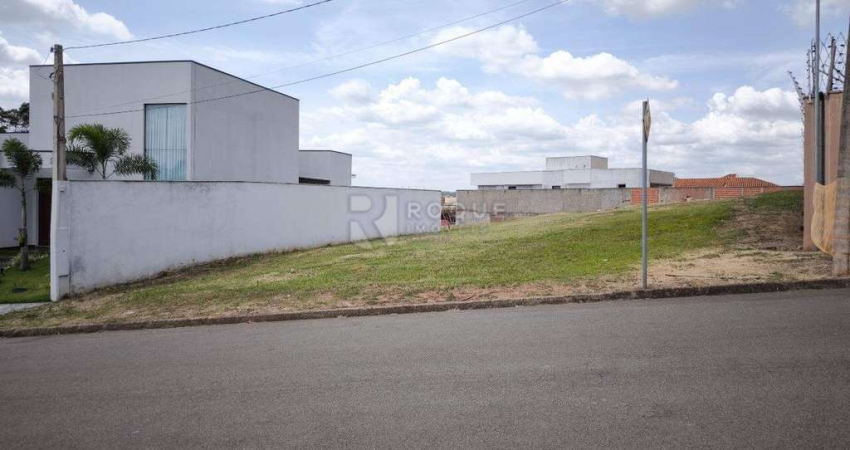 Terreno plano de 550 m² à venda no Portal de São Clemente em Limeira-SP.