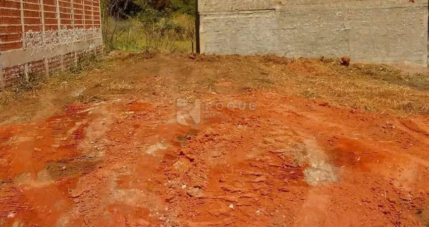 Terreno à venda no bairro Residencial Interlagos