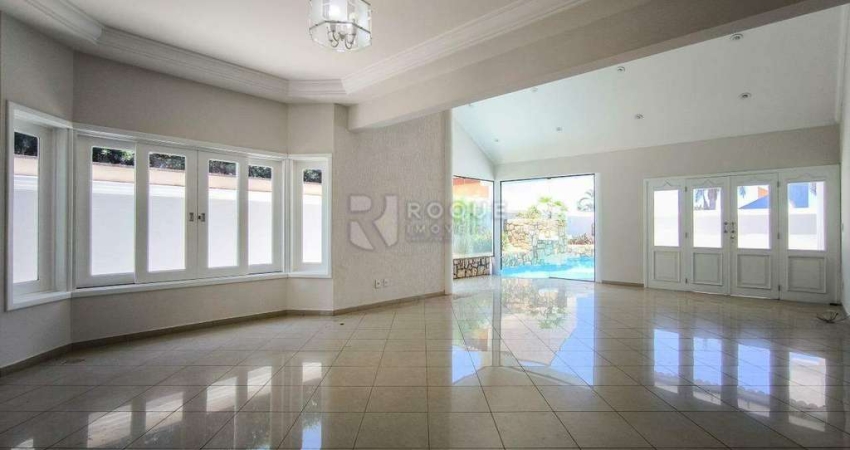 Casa em condomínio à venda no bairro Villa San Marino