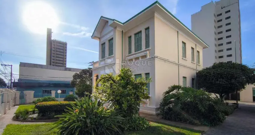 Casa Residencial à venda no bairro Centro
