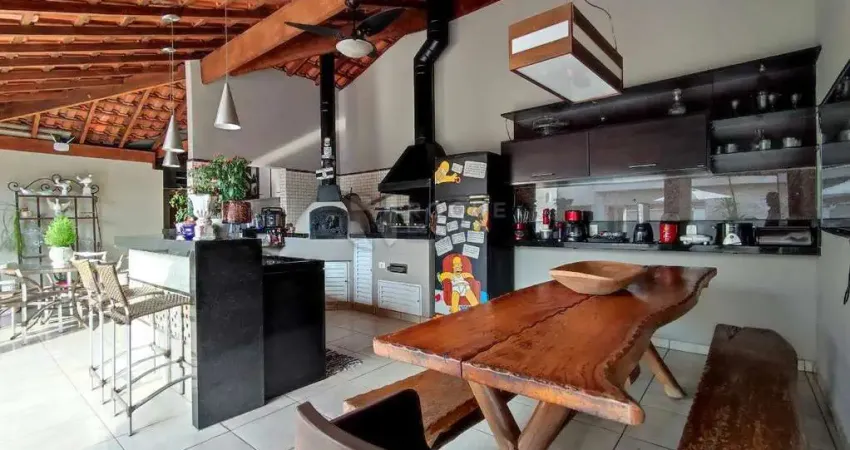 Casa com 3 quartos à venda na Vila Teixeira Marques, Limeira 