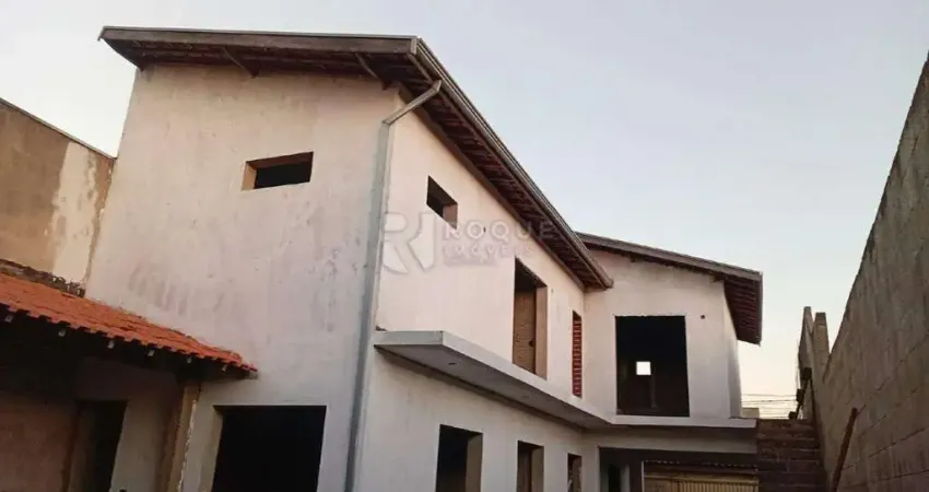 Casa à venda – oportunidade única para personalizar o seu lar!