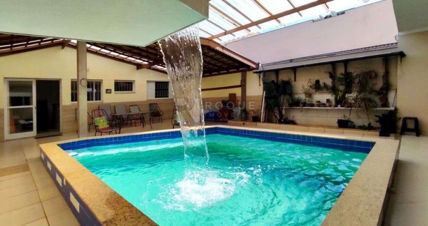 Lindo Sobrado com 4 dormitórios, sendo 2 suites, piscina e edicula no Aguas da Serra/Santa Adélia