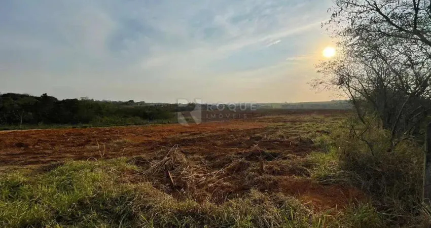 Terreno à venda no Bairro da Geada, Limeira 