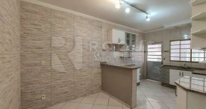 Casa Residencial à venda no bairro Jardim Residencial Roseira