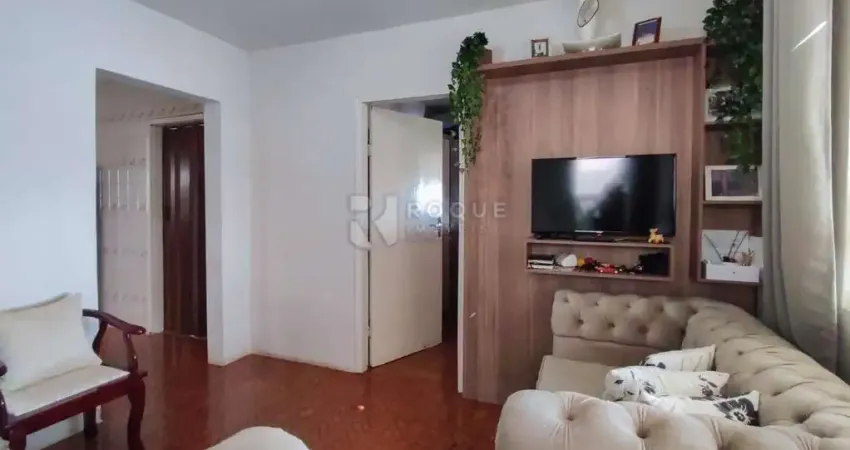 Casa Residencial à Venda – 4 Dormitórios | 2 Banheiros | Edícula | 2 Vagas