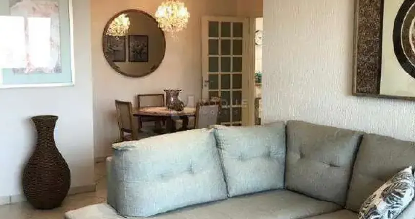 Apartamento à Venda – 2 Dormitórios | Sacada | 1 Vaga | Ótima Localização