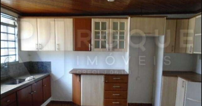 Casa Residencial à venda no bairro Jardim Presidente Dutra