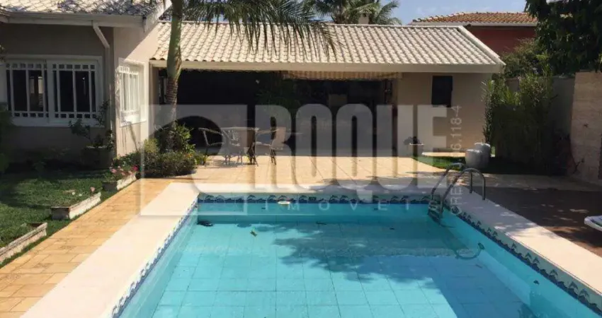 Casa Reformada com Área de Lazer Completa – 3 Dormitórios (1 Suíte)