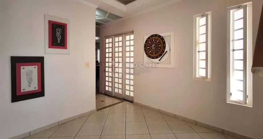 Casa Residencial à Venda – 2 Dormitórios | Suíte | Rancho Gourmet com Hidromassagem | Escritório | 2 Vagas