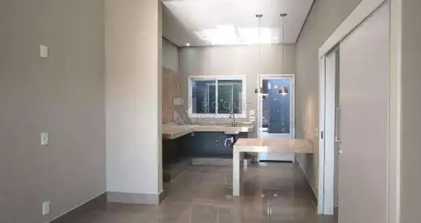 Casa Moderna com Fino Acabamento e Área de Lazer Completa