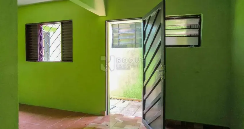 Casa Comercial à venda no bairro Parque Residencial Abílio Pedro