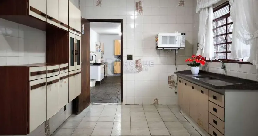 Casa Comercial à venda no bairro Jardim Nova Itália
