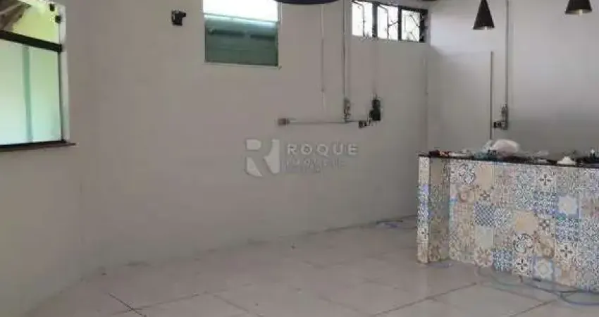 Casa Comercial à venda no bairro PARQUE CESARINO BORBA