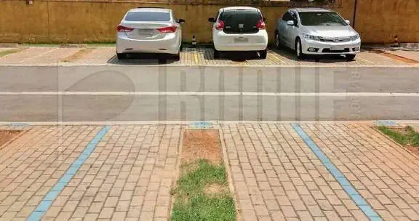 Garagem para aluguel no bairro Vila Queiroz