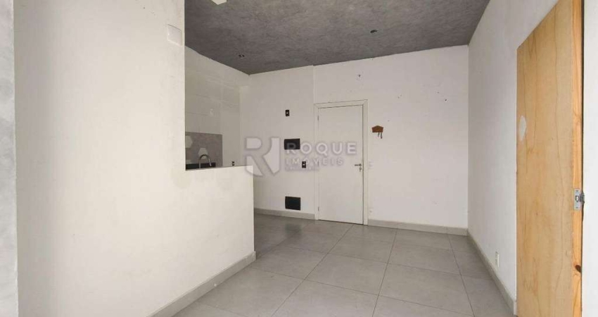 Apartamento Garden à Venda – Quintal Privativo e Sala Estendida com Fechamento em Vidro
