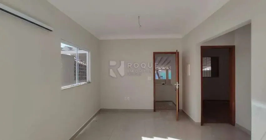 Casa Residencial à Venda com Duas Moradias no Mesmo Terreno!