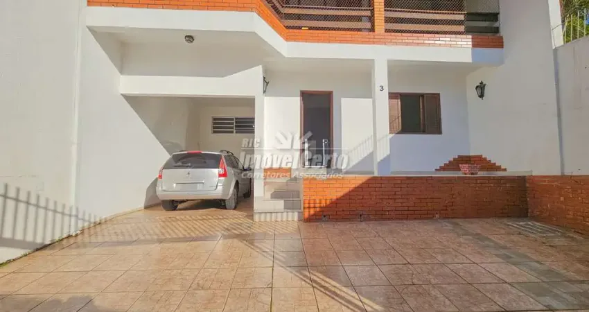 Casa com 3 quartos à venda na Rua Governador Jorge Lacerda, Guabirotuba, Curitiba