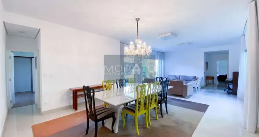 Casa linear com 4 quartos sendo 3 suítes com 4 vagas de garagem no bairro jardim atlântico.