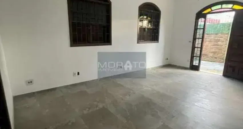 Casa à venda, 4 quartos, 1 suíte, 6 vagas, Eldorado - Contagem/MG